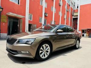 Skoda Superb 2018 Petrol