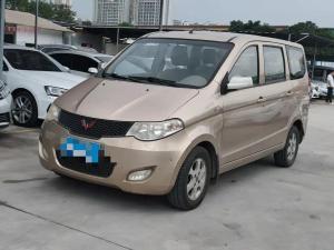 wuling hongguang 2014 Petrol