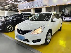 Nissan  Tiida 2015 Petrol