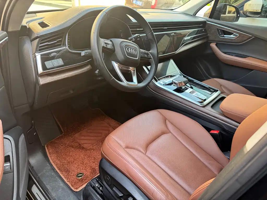 Audi Q7 image 5