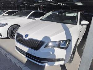 Skoda Superb 2016 Petrol