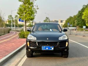porsche cayenne 2010 Petrol