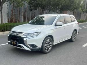 mitsubishi outlander 2023 Petrol