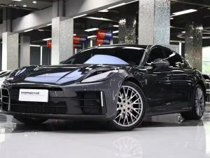 Porsche Panamera 2025 Petrol