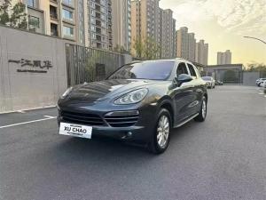 porsche cayenne 2012 Petrol