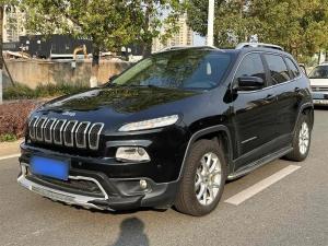 jeep cherokee 2018 Petrol
