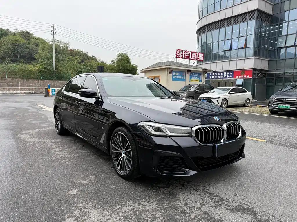 BMW 5 Series image 4