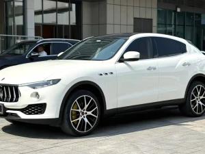 maserati levante 2017 Petrol