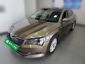 Skoda Superb 2017 Petrol