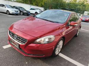 volvo v40 2014 Petrol