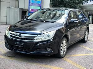 byd surui 2013 Petrol