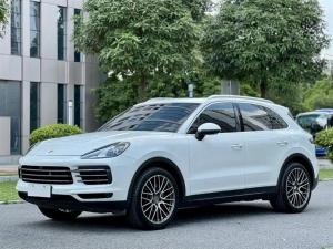 Porsche Cayenne 2020 Petrol