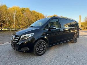 mercedes-benz v-class 2017 Petrol